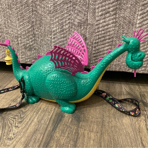 Disney Elliott Electric light parade popcorn bucket - Picture 2 of 5